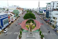 Phát triển thành phố Long Xuyên thành đô thị loại I