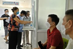 Dịch COVID-19: Ngày 21/10, cả nước có 582 ca mắc mới, gần 400 F0 khỏi bệnh