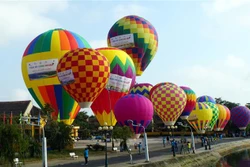 Khai mạc Festival biển "Hội An cảm xúc mùa hè"