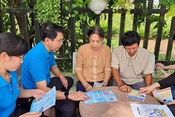 Sóc Trăng đẩy mạnh tuyên truyền người dân tham gia bảo hiểm xã hội tự nguyện