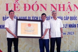 Hà Nam đón nhận Bằng xếp hạng di tích quốc gia - di tích lịch sử Mộ và Khu lưu niệm Nam Cao