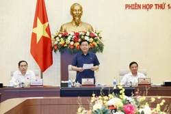 Chủ tịch Quốc hội Vương Đình Huệ phát biểu kết thúc Phiên họp. Ảnh: Doãn Tấn - TTXVN