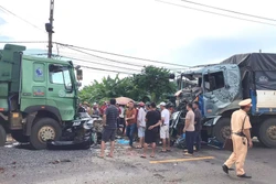 Gia Lai: Tai nạn nghiêm trọng khiến 3 người tử vong tại chỗ; 1 người bị thương nặng