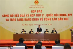 Tổng Thư ký, Chủ nhiệm Văn phòng Quốc hội Bùi Văn Cường chủ trì. Ảnh: Văn Điệp - TTXVN
