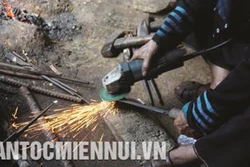 Nghề rèn của người Mông ở Trạm Tấu