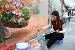 “Con đường tranh” trên các vòm cầu cổ phố Phùng Hưng