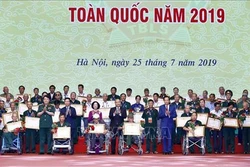 Thủ tướng Nguyễn Xuân Phúc: Chăm sóc người có công là bổn phận, nhiệm vụ thường xuyên, lâu dài