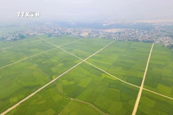 Ngắm thung lũng Mường Thanh từ trực thăng của Không quân Việt Nam