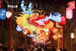 Náo nức không khí đón Tết Nguyên đán Giáp Thìn 2024