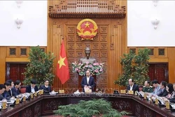 Thủ tướng Nguyễn Xuân Phúc đề nghị các Bộ, ban, ngành, địa phương vào cuộc phòng, chống dịch bệnh viêm đường hô hấp cấp do chủng mới của virus Corona gây ra