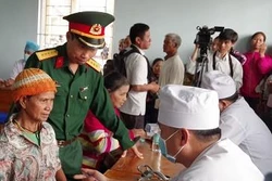 Bộ Chỉ huy Quân sự tỉnh Kon Tum chung tay vì người nghèo