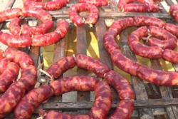 Món lạp xường bò của người Chăm, An Giang