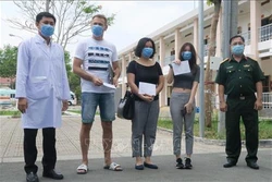 Dịch COVID-19: 30 bệnh nhân COVID-19 được công bố khỏi bệnh