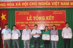 Tổng kết Đề án đào tạo tiếng Khmer cho cán bộ, công chức, viên chức. Ảnh: Chanh Đa-TTXVN ​
