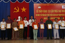 Hậu Giang xây dựng 1.000 căn nhà đại đoàn kết tặng hộ nghèo