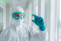 Vaccine COVID-19 có nhiều loại đang được sử dụng. Ảnh: Văn Đạt - TTXVN 
