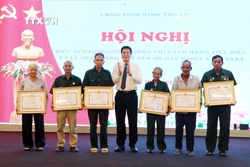 Ninh Thuận biểu dương người có công tiêu biểu với cách mạng