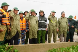 Phó Thủ tướng Lê Văn Thành: Nhanh chóng thống kê thiệt hại do bão số 4 để có biện pháp hỗ trợ kịp thời