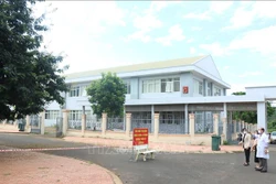 Khu vực điều trị bệnh nhân COVID-19 nặng tại Bệnh viện Đa khoa vùng Tây Nguyên. Ảnh: Tuấn Anh – TTXVN 