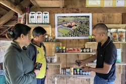 Các sản phẩm OCOP 4 sao tiêu hữu cơ Lệ Chí của gia đình anh Nguyễn Tấn Công ở xã Nam Yang, huyện Đăk Đoa, tỉnh Gia Lai. Ảnh: Hoài Nam - TTXVN