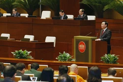 Chủ tịch Quốc hội Vương Đình Huệ phát biểu khai mạc Kỳ họp bất thường lần thứ 5, Quốc hội khóa XV. Ảnh: Nhan Sáng - TTXVN 