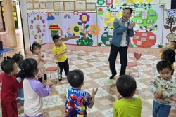 Giờ học ở lớp của thầy Vi Văn Dương. Ảnh: nhuxuan.thanhhoa.gov.vn 