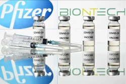 Vaccine ngừa COVID-19 của công ty Pfizer. Ảnh: AFP/TTXVN