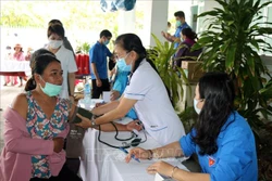Phú Yên khám và cấp thuốc miễn phí cho người dân có hoàn cảnh khó khăn
