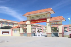 Trường Trung học cơ sở và Trung học Phổ thông Phú Quới (xã Phú Quới, huyện Long Hồ, tỉnh Vĩnh Long). Ảnh: Lê Thúy Hằng - TTXVN