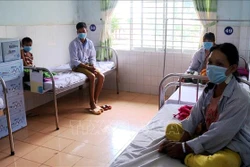 Bệnh viện Đa khoa tỉnh Gia Lai tập trung điều trị cho các bệnh nhân mắc bệnh bạch hầu. Ảnh: TTXVN