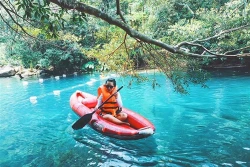 Suối nước Moọc - chốn "thiên đường" tuyệt đẹp ở Quảng Bình