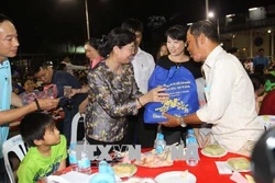 Tết sum vầy cho 600 gia đình công nhân hoàn cảnh khó khăn