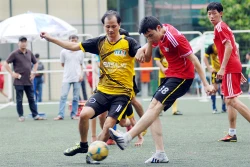 Chủ nhà B2FC vào bán kết giải bóng đá TTXVN mở rộng lần II - Cúp Mắt Bão 2015