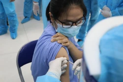 Tìm mọi cách tháo gỡ, tăng tỷ lệ được tiếp cận, tiêm chủng vaccine phòng COVID-19