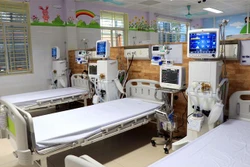 Trang thiết bị y tế hiện đại tại Trung tâm Hồi sức tích cực ICU, Bệnh viện Đa khoa tỉnh Bắc Ninh. Ảnh: Đinh Văn Nhiều-TTXVN 