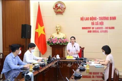 Thứ trưởng Bộ LĐ-TB&XH Nguyễn Thị Hà phát biểu. Ảnh: TTXVN phát