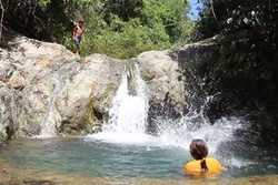 Suối Hai Dũng - Điểm đến thú vị giữa đại ngàn Trà Hiệp