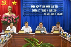 Phiên họp thường kỳ tháng 9, UBND tỉnh Tây Ninh đã thống nhất ý kiến, chấp nhận chủ trương đầu tư các dự án nông nghiệp công nghệ cao. Ảnh: Giang Phương - TTXVN