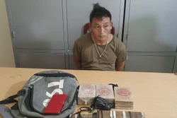 Bắt giữ đối tượng mua bán, vận chuyển trái phép 6 bánh heroin