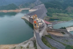 Toàn cảnh Nhà máy thủy điện Tuyên Quang, thuộc địa phận huyện Na Hang, tỉnh Tuyên Quang. Ảnh: Vũ Quang-TTXVN