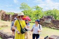 Khai trương sản phẩm “Thuyết minh đa ngôn ngữ - Audio Guide” tại Di sản Văn hóa thế giới Mỹ Sơn