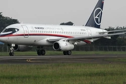 Máy bay Sukhoi chinh phục châu Âu
