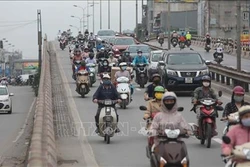 Hà Nội ngừng cách ly xã hội từ 0 giờ ngày 23/4, trừ hai huyện Mê Linh và Thường Tín