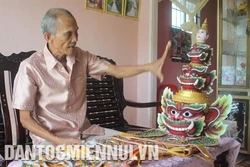 Người tâm huyết với nghệ thuật múa Rô-băm
