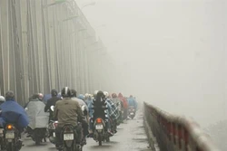 Thời tiết ngày 16/11: Miền Bắc sáng có sương mù, trưa chiều trời nắng, miền Trung có nơi vẫn mưa to​