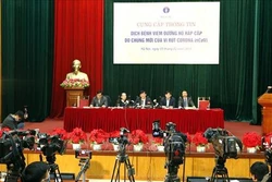 Thứ trưởng Bộ Y tế Nguyễn Thanh Long: Cần bình tĩnh, tránh khủng hoảng để chiến thắng dịch bệnh do chủng mới virus Corona