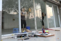 Cư dân trở lại căn hộ dù nhiều hạng mục chưa được nghiệm thu