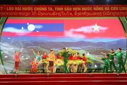 Ngày hội giao lưu “Thắm tình hữu nghị - Hướng tới tương lai" vùng biên giới Việt Nam - Lào
