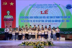 Sơn La tuyên dương giáo viên, học sinh có thành tích xuất sắc