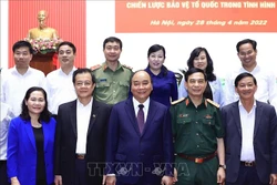 Chủ tịch nước Nguyễn Xuân Phúc: Tổng kết 10 năm thực hiện “Chiến lược bảo vệ Tổ quốc trong tình hình mới” toàn diện, hiệu quả